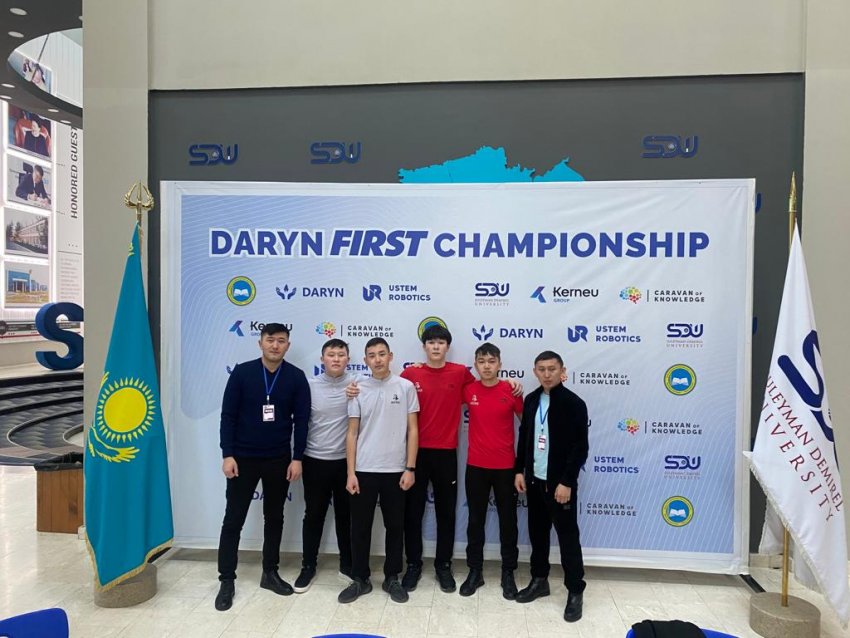 дарынды балаларға арналған мамандандырылған мектеп оқушылары арасында Роботтар Фестивалі